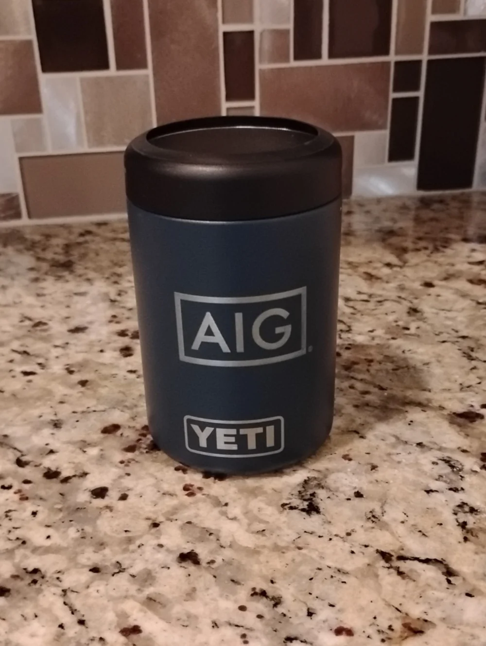 Yeti Rambler Colster - Picture 1 of 6
